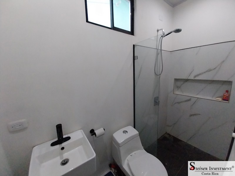 baño planta baja - bathroom on ground floor