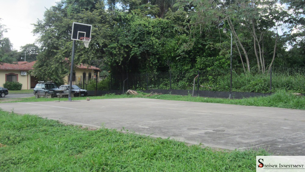 basket ball area